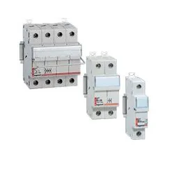 RB336 ROZŁĄCZNIK BEZPIECZNIKOWY 8X32 3P 3M 400V AC 20KA
