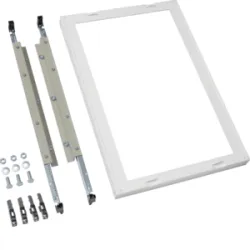 UNIVERSN BLOK DLA SZYN ZBIORCZYCH POZ. 185MM 3-POL. 4XNH1/2/3-LISTW. 750X500MM