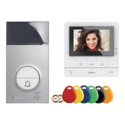 AV ALUMINIUM ZESTAW 1-RODZINNY VIDEODOMOFON SMART WI-FI Z PANELEM LINIA 3000 CLASSE 100