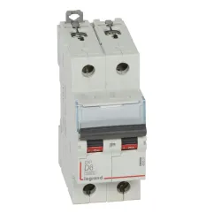 S302 DX3 WYŁĄCZNIK NADPRĄDOWY D 6A 2P 2M 6KA