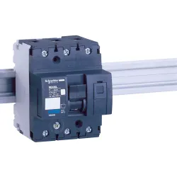 Schneider Electric Wyłącznik nadprądowy Acti9 NG125L-C20-3 C 20A 3-biegunowy, 18801
